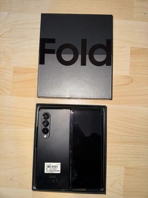 Samsung Galaxy Z Fold4 5G SM-F936B/DS 512GB Schwarz - Sehr Gut