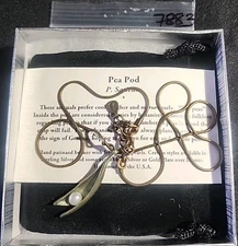 Michael Michaud  16" One Pea in a Pod - Pendant Pearl Necklace 7883