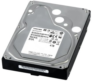 4x Toshiba 4TB Enterprise Capacity HDD (MG04ACA400E) 7200RPM da NAS