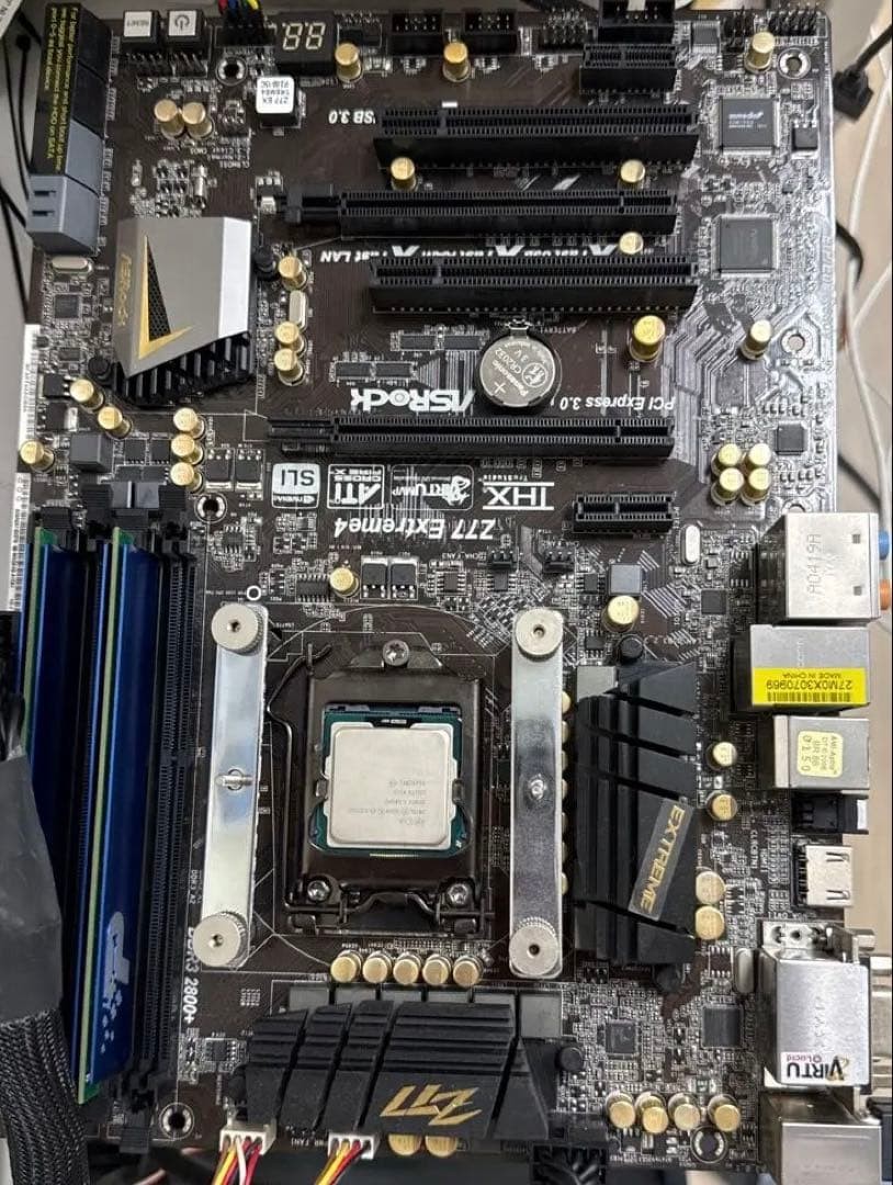 マザーボード ASRock Z77 Extreme4/XEON E3-1275-V2/16GB ASRock > Z77 Extreme4