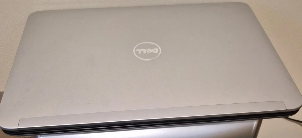 Dell Xps 17 L702x -i7 @2.5 GHz/16gb/500 GB SSD 17.3" 3D Screen - Image 4 of 4