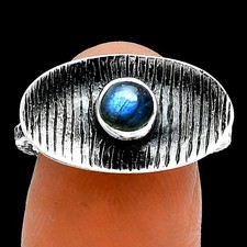 Blue Fire Labradorite - Madagascar 925 Sterling Silver Ring s.7 Jewelry R-1573