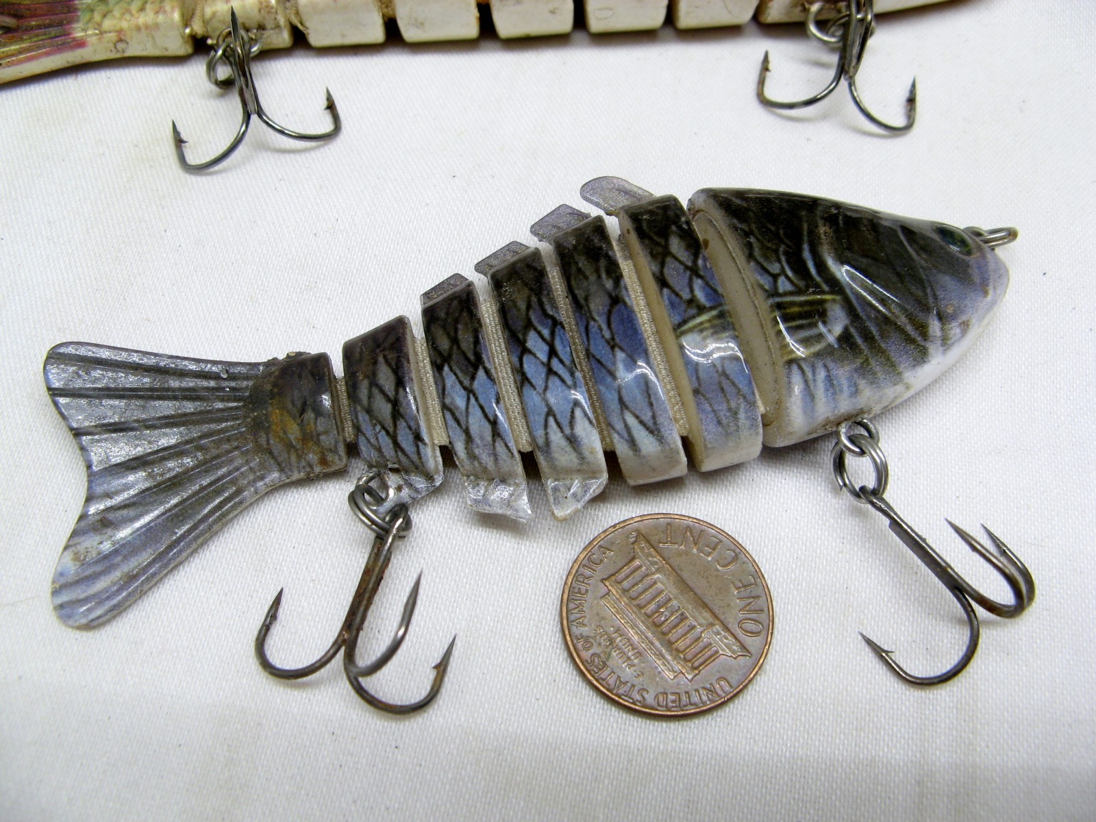 lot of 2 TRUSCEND Fishing Lures -