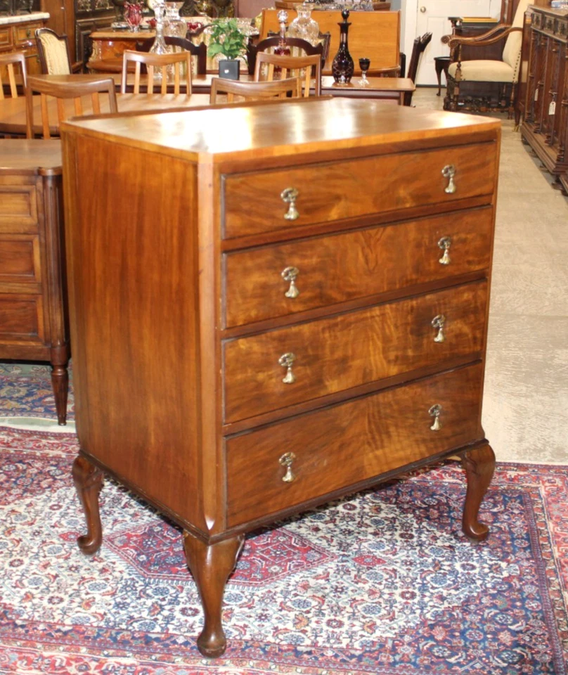 English Antique Burl Walnut Queen Anne Chest of Drawers Vintage 4-Drawer Dresser - Image 2 of 4