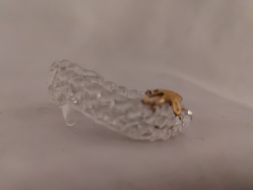 Lovely Gold Tone & Crystal/Glass Miniature Ornament SHOE/SLIPPER - Picture 2 of 5