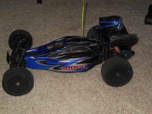 quakewave rc car