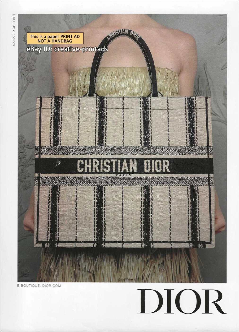 PUBLICITÉ IMPRIMÉE DIOR 1 PAGE printemps 2020 femme tenant Bayadere rayure grand livre fourre tout