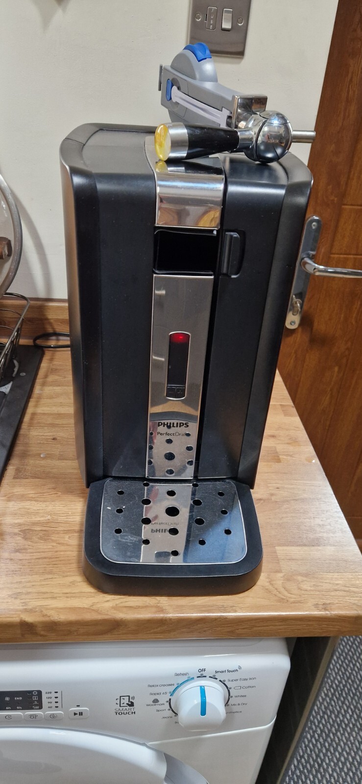 Phillips (HD3720/25) PerfectDraft Beer Keg Machine Home Beer Draft