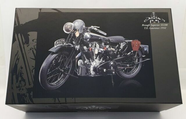 MINICHAMPS Brough Superior SS, T.E.Lawrence, 1932 MINICHAMPS Brough Superior SS, T.E.Lawrence, 1932