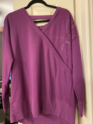 Maglione donna Disney Parks Star Wars viola, nuovo con etichetta, grande - Foto 3 di 4