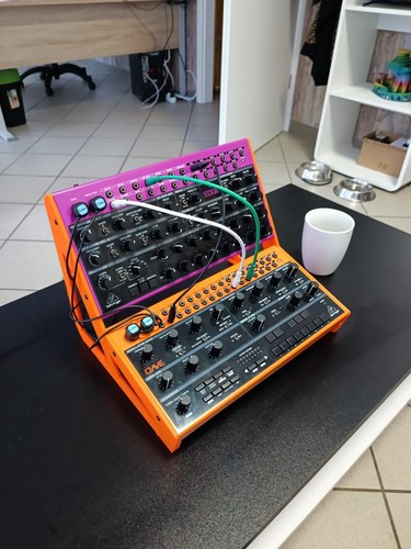 Acid Console - Eurorack Stand für 2x Behringer Edge, Crave, Spice, Grind Schwarz - Bild 10 von 11
