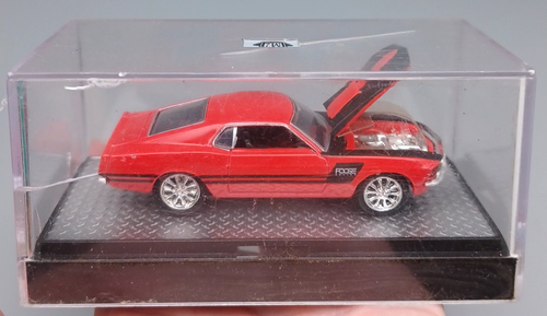 M2 Machines 1970 Ford Mustang Gambler 514 1:64 - Picture 5 of 7