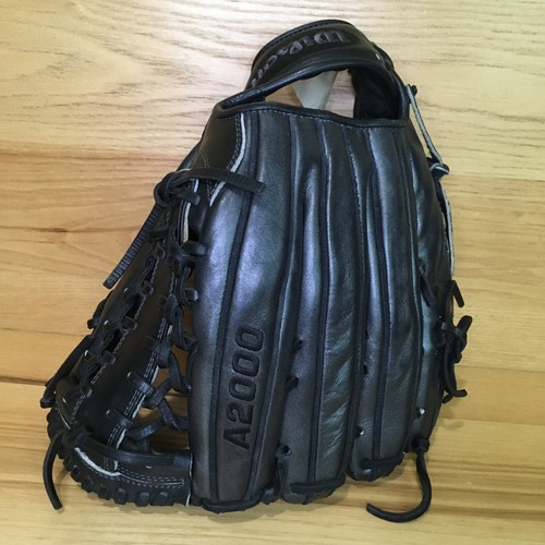 Wilson A2000 Pro-Stock KP92 Mettalic Gray Black 12.5 Outfielder Glove RHT