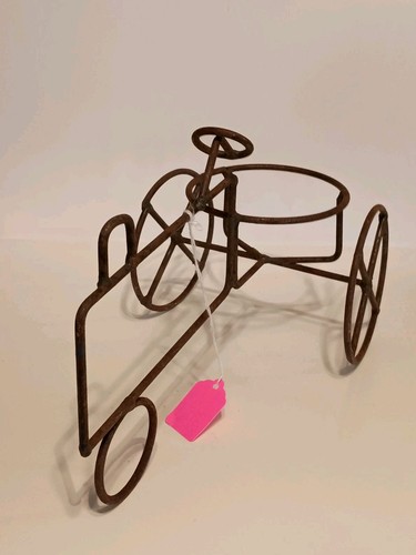 Rustic Metal Tractor Flower Planter Pot Stand Primitive Country Farmhouse Decor - Picture 4 of 8