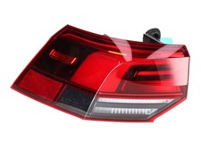 Rückleuchte außen links VW Golf VIII (CD) 1.5 TSI  96 kW  131 PS (07.2019-> ) 5