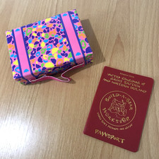 Buld a Bear- Holiday Accessories - United Kingdom Passport / Pawsport & Suitcase