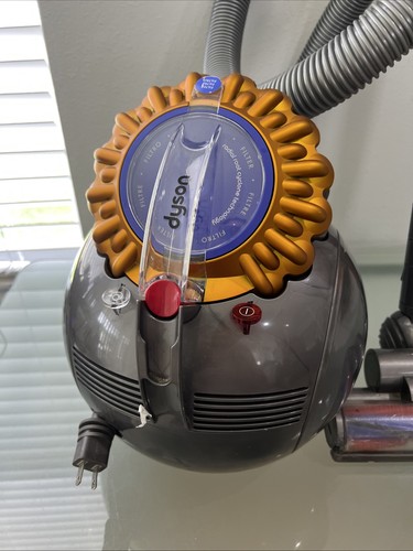 DYSON BIG BALL MULTI FLOOR CANISTER VACUUM, CY23 - YELLOW - Picture 15 of 17