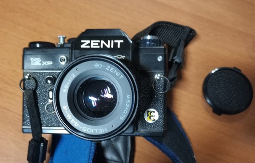 ZENIT 12XP macchina fotografica + Obiettivo Helios 44m 4 in Custodia fotocamera - Foto 7 di 11