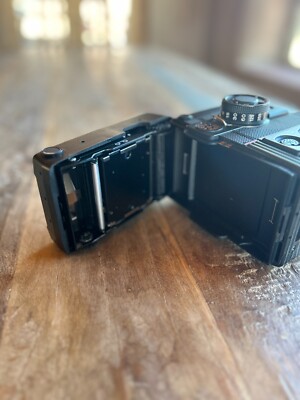 Rollei Rolleiflex 6006 Body & HFT Planar 80mm F2.8 Lens, 120 Film