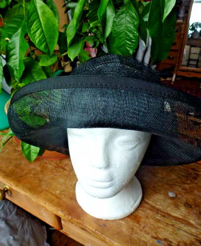 Vintage Kangol Black 100% Straw Hat - Picture 2 of 4