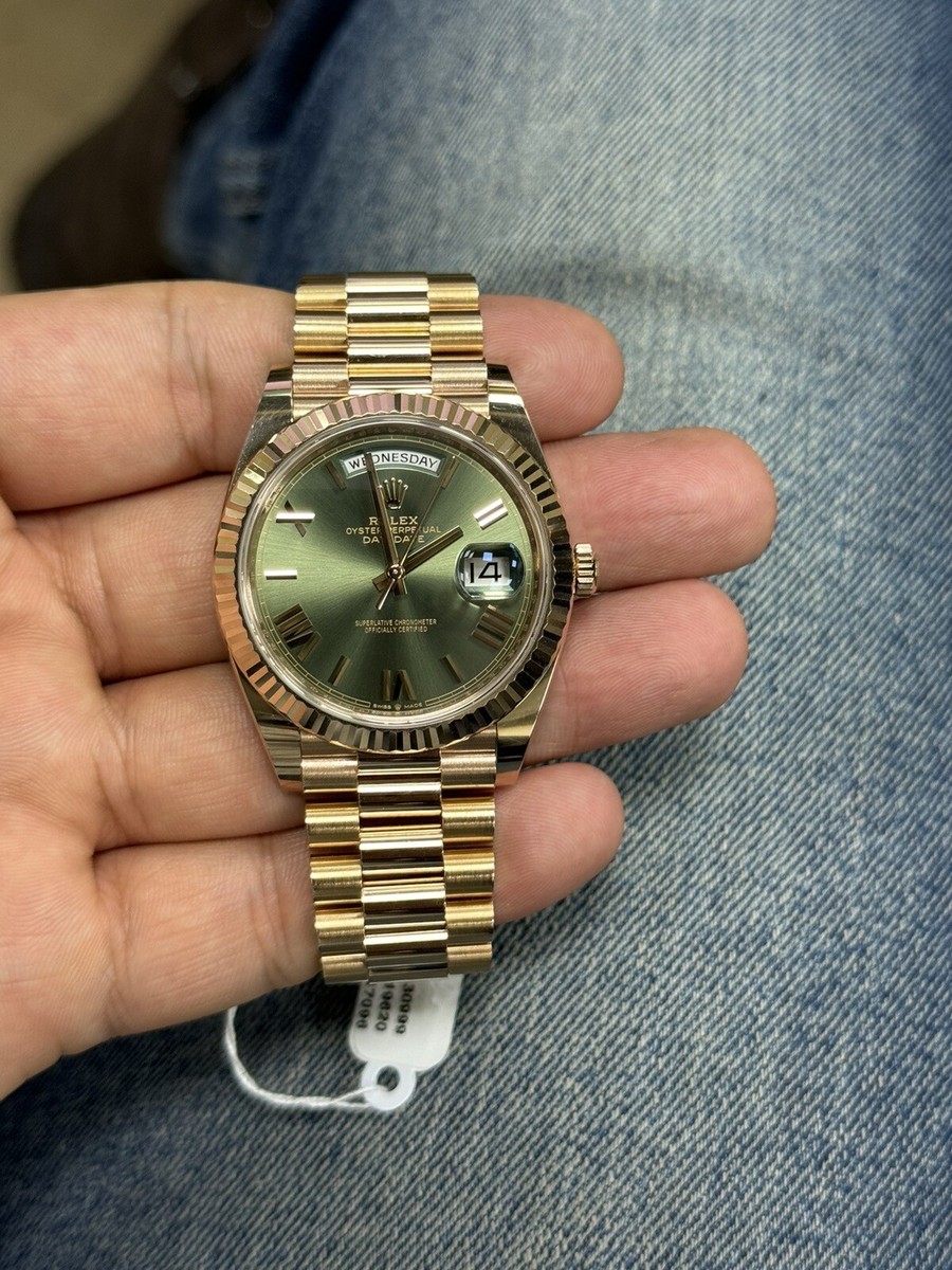Rolex President Day Date 228235 Olive Green Dial Rose Gold Mens