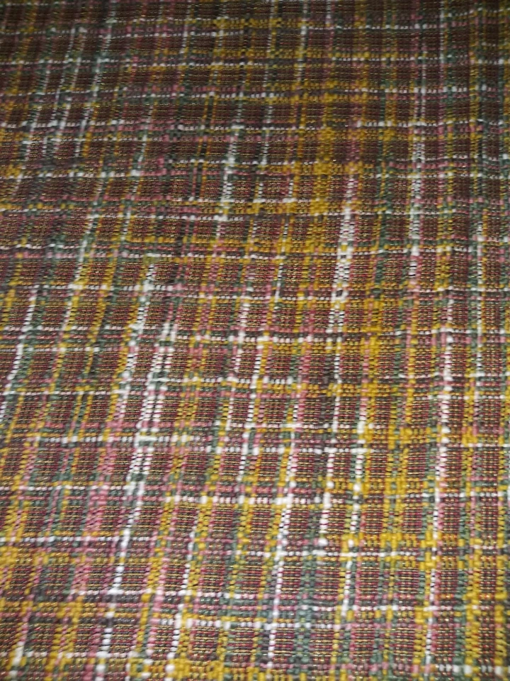 Tela de traje/vestido de tweed pesado texturizado de alta gama 3 yardas x 62" de ancho Foto 2 de 4