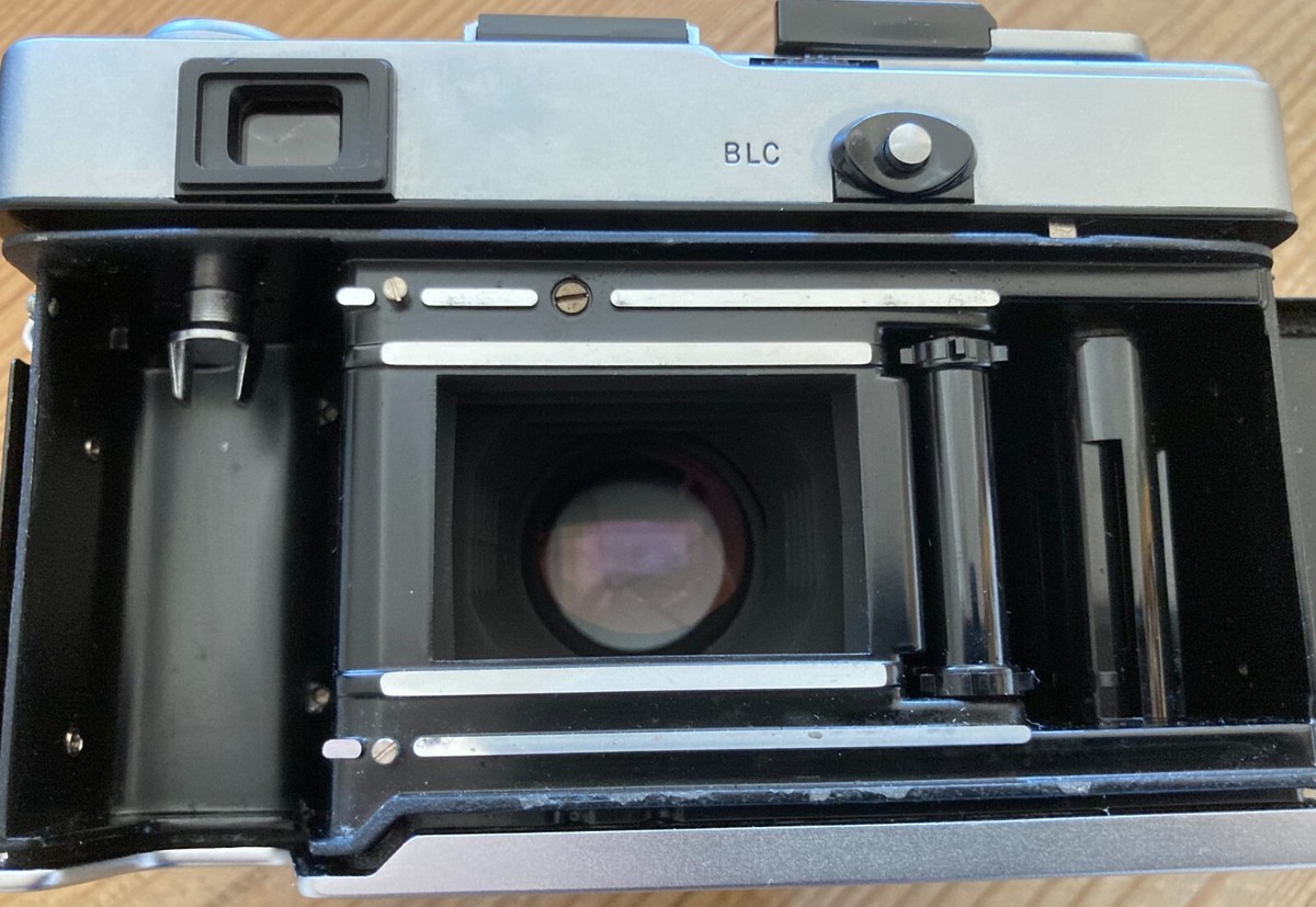 OLYMPUS 35 DC Early model 35mm Film Camera F.Zuiko 40mm f/1.7 Lens