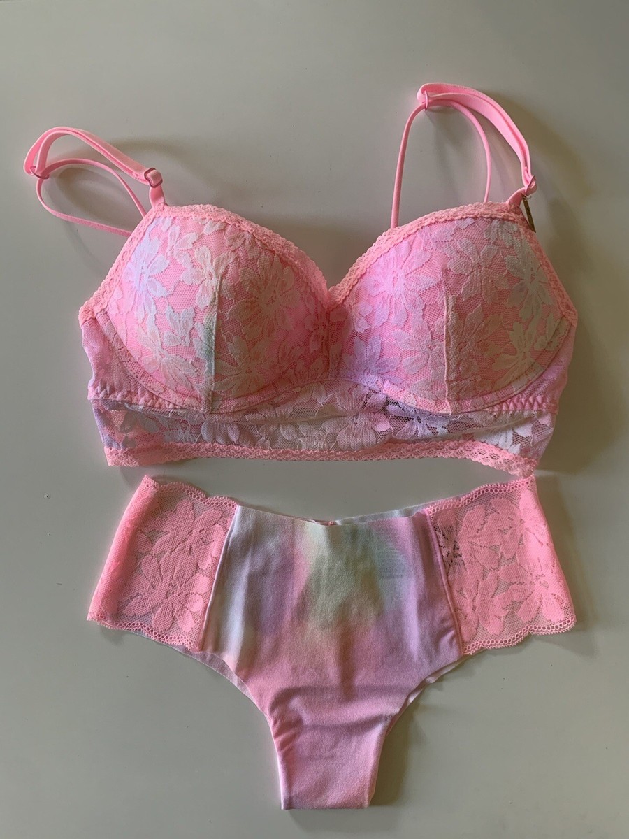 Victoria's Secret Braletteレースブラレットカラーピンク NEW Victoria's Secret PINK Lace Push Up Bralette & Panty Set