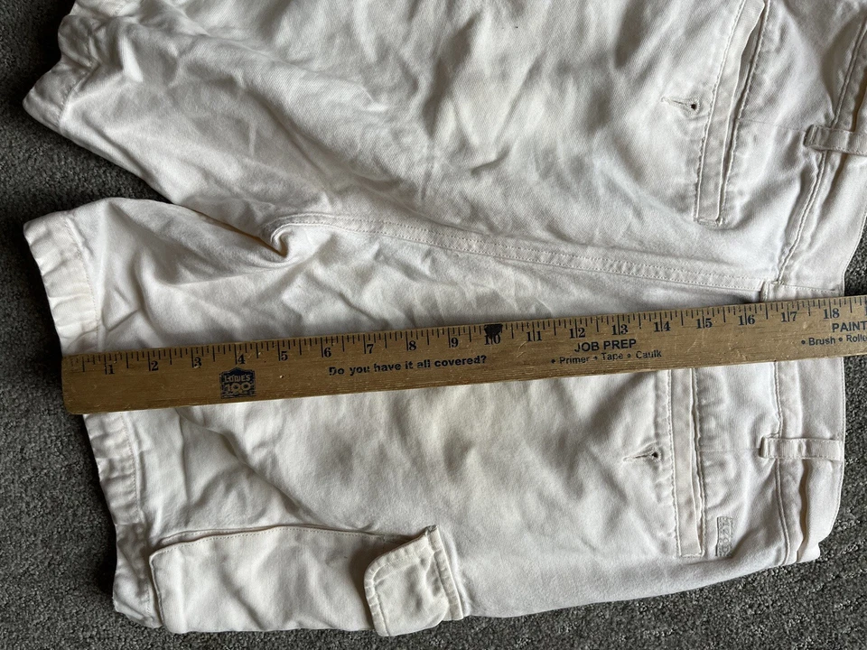 Pantalones Cortos Carga Izod Para Hombre Talla 30 Frente Plano Carga Marfil Blanco Foto 4 de 4