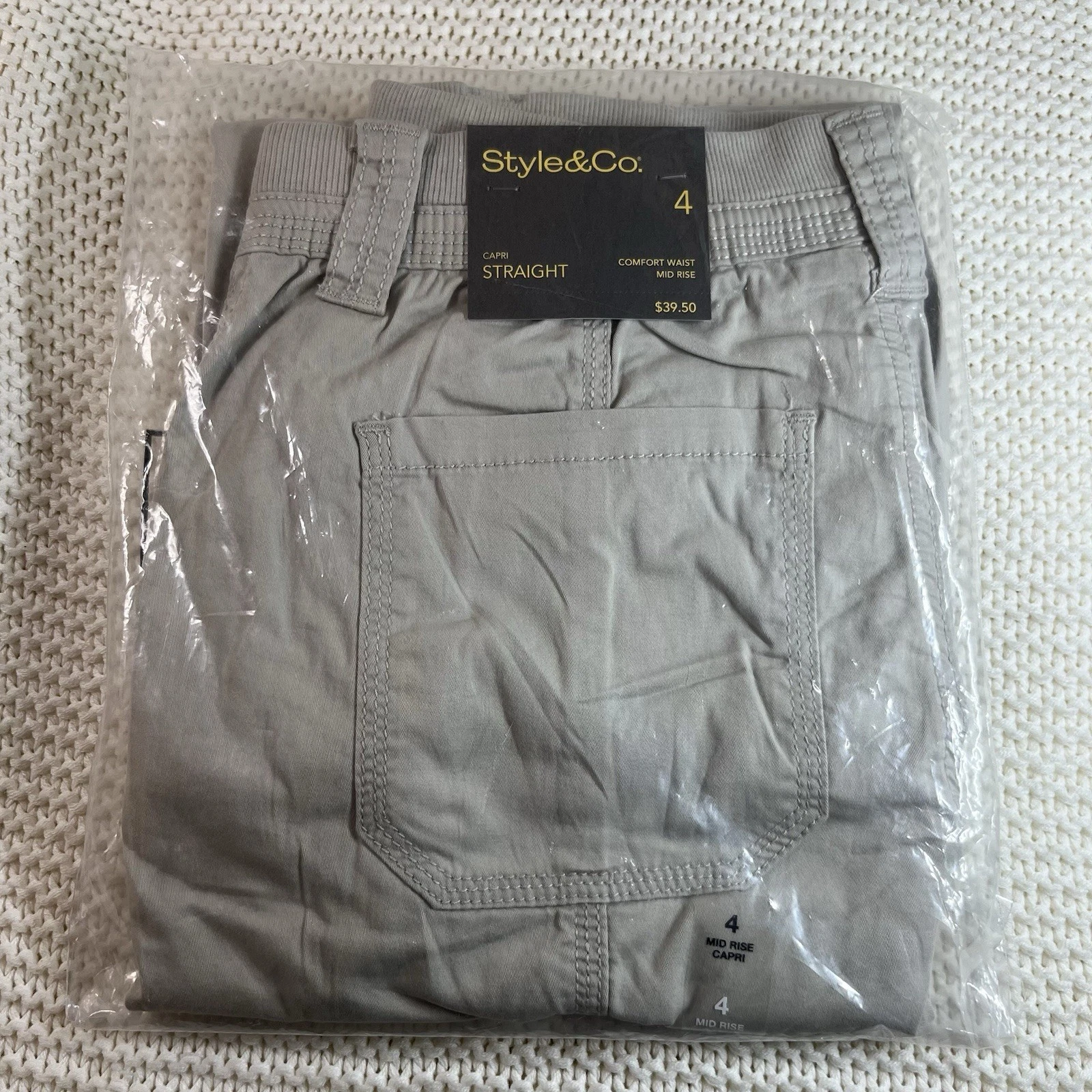 NWT New Style & Co Womens Size 4 Comfort Waist Mid Rise Straight Capri Pants NIP