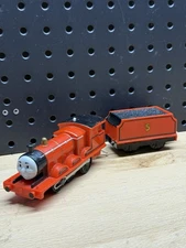 Trackmaster Thomas & Friends "James" WORKING Motorized Train Mattel Connected