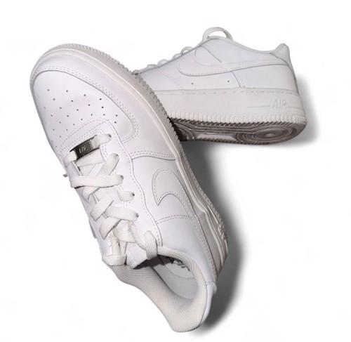 Nike Air Force 1 le White Grade School Kids' Shoes. Size 5Y Used: Barely Worn