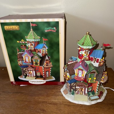 2007 Lemax Village Collection 75543 Lighted Reindeer Loft Christmas Village