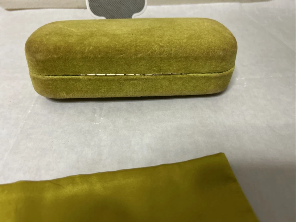 Gucci Sunglasses Eyeglass Case Hard Green Velvet Clamshell  custodia Occhiali ￼￼ - Imagen 4 de 4
