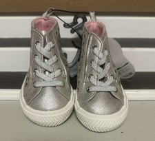 Wonder Nation Baby Girls Sneakers Size 2 Silver Glitter With Heart New With Tags