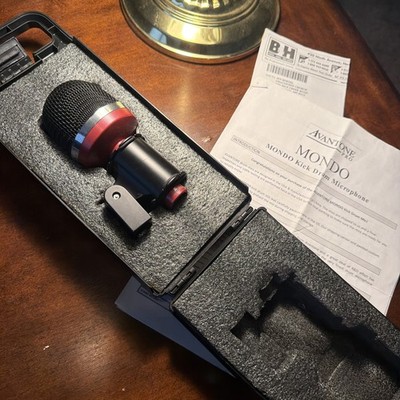 Avantone Pro MONDO Cardioid Dynamic Kick Drum Microphone with case mount & XLR 