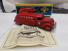 ERTL TEXACO 1939 DIECAST DODGE AIRFLOW TANKER COIN BANK WITH BOX  PAPER 9500