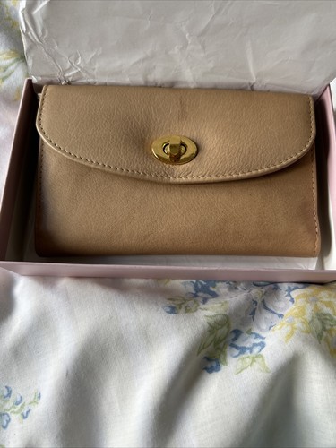 Brand New Lili Bou Natural Beige Purse - Picture 3 of 6