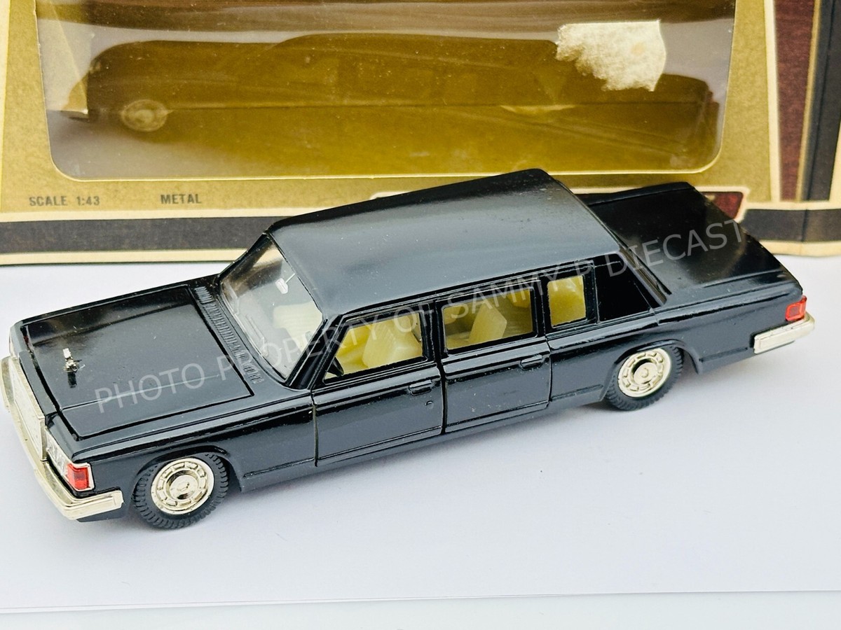Made in USSR Russian Soviet 1:43 ZIL-115 Limousine Black NEW in