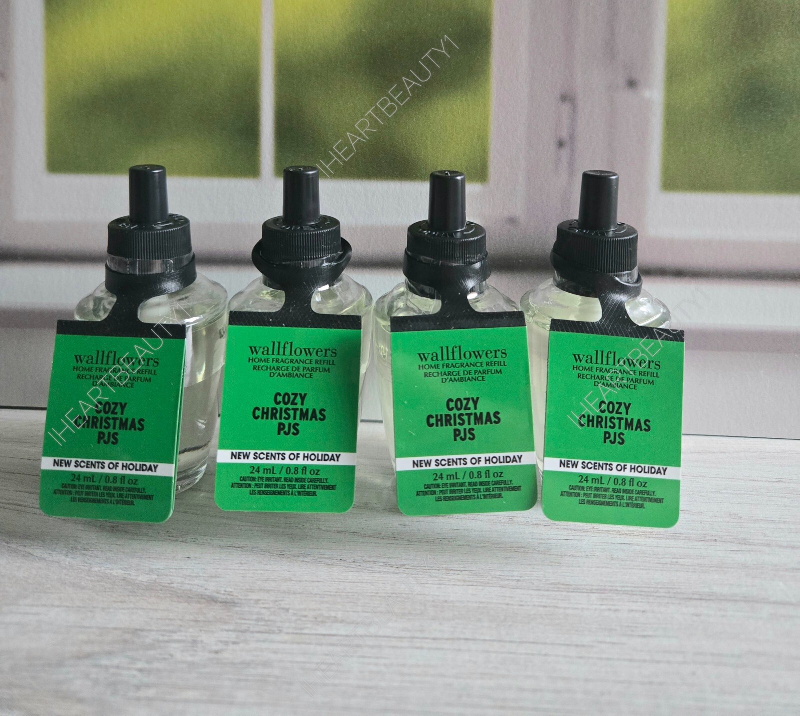 bath and body works cozy christmas pjs wallflowers home fragrance refill x4-image