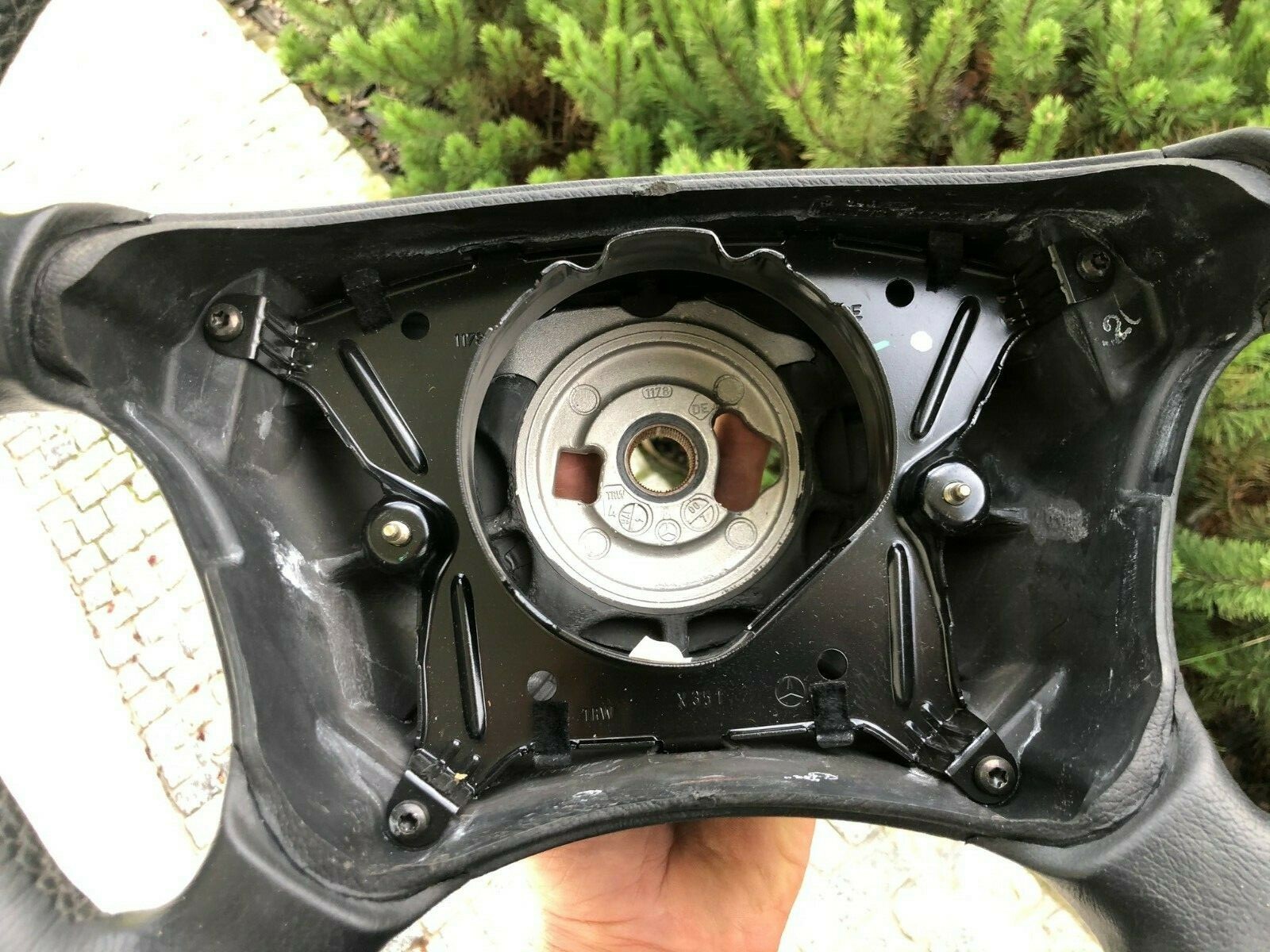 MercedesBenz EClass W210 Black 4Spoke Steering Wheel Assembly eBay