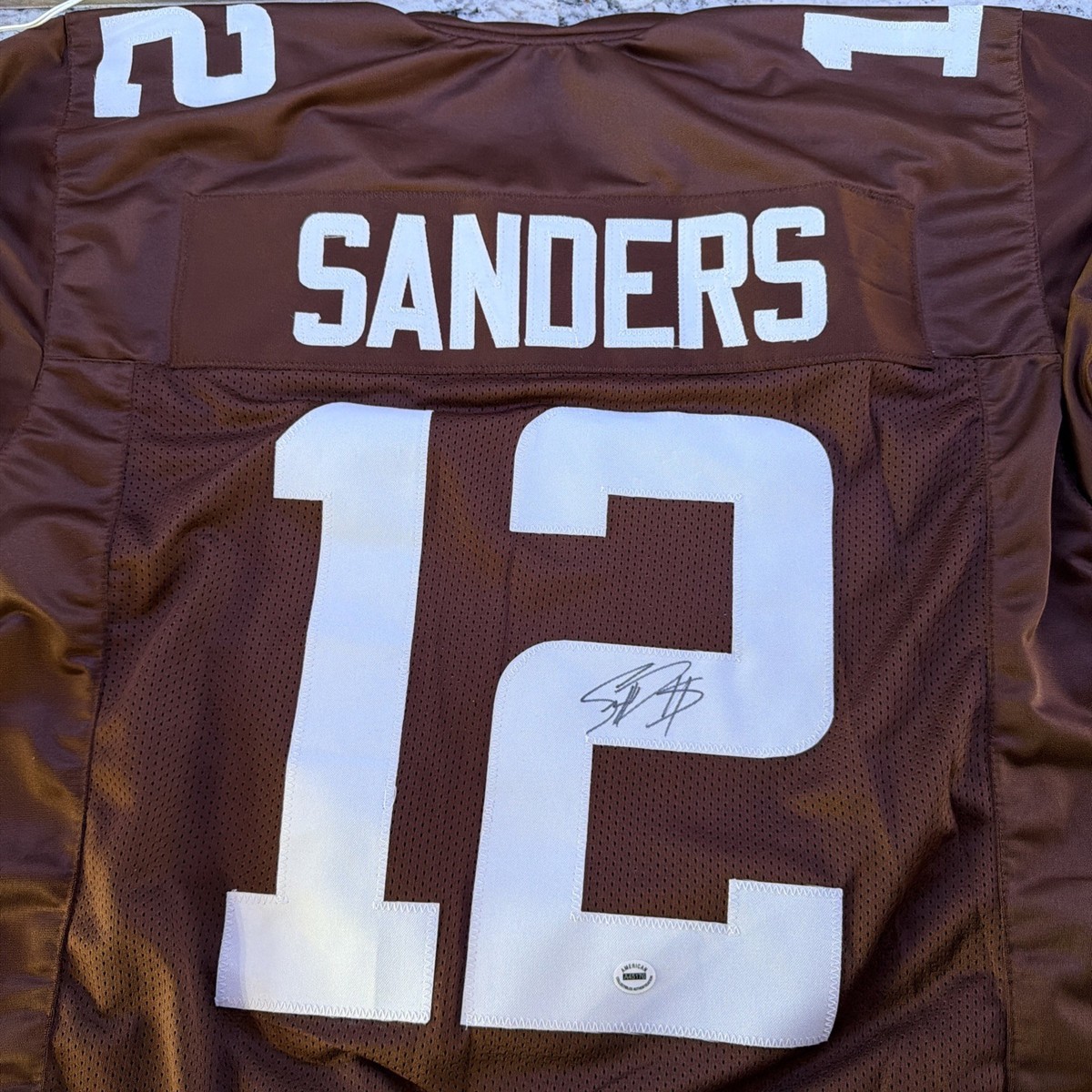 [レア] NFL クリーブランド・ブラウンズ　サイン入り　ユニフォーム[セール] Signed Cleveland Browns NFL QB Shedeur Sanders Autographed Jersey