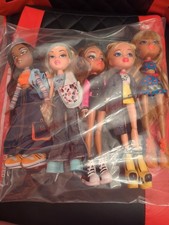 Lot of 5 vintage Bratz Dolls From 2001 Plus So On MGA Entertainment  lot 4 