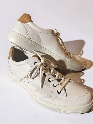 ECCO Men s Soft Classic Sneakers  White Leather Size 11 EUC