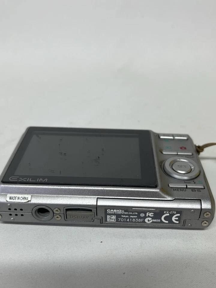 UNTESTED Casio Exilim EX-Z75 Silver 7.2MP 3x Optical Zoom Digital Camera Flash - Image 2 of 4
