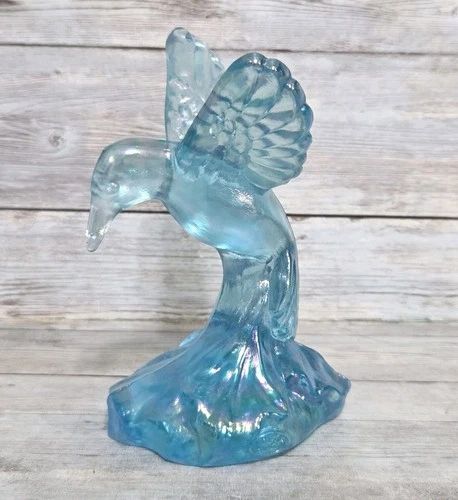 Fenton Hummingbird Figurine Art Glass Blue Carnival Iridescent 4.5”