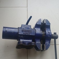 Swindens ³No 36 Cast Iron Bench Vice Swivel Base 4 in Jaw, 4 in Opening