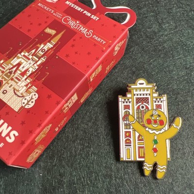 Disney Mickey's Very Merry Christmas Party 2025 Pin- Mr Gingerbread White House