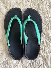Olukai Womens Flip Flops Size 11