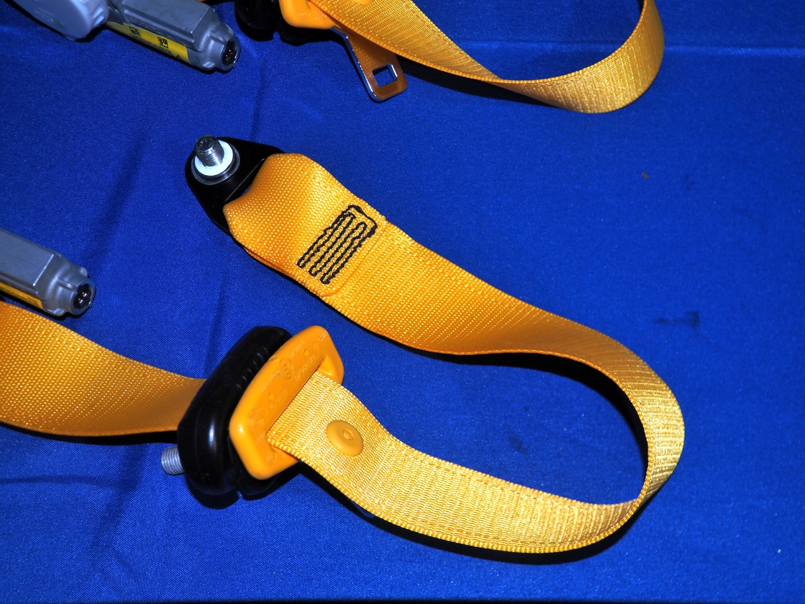 Ferrari 296 GTS 2022-2026 Front Left, right Seat belt sets Pair Yellow